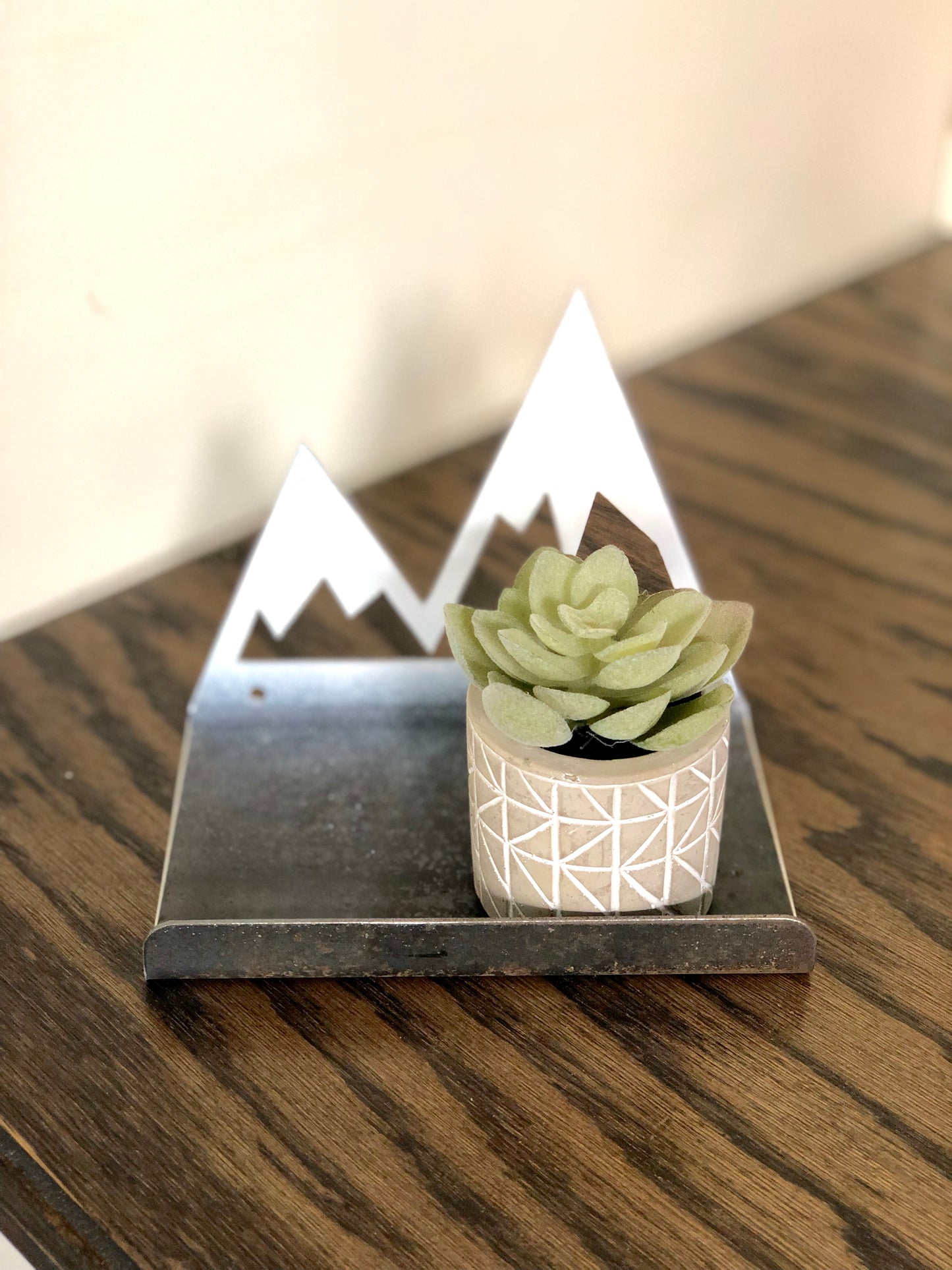 Mountain Top Metal Shelf
