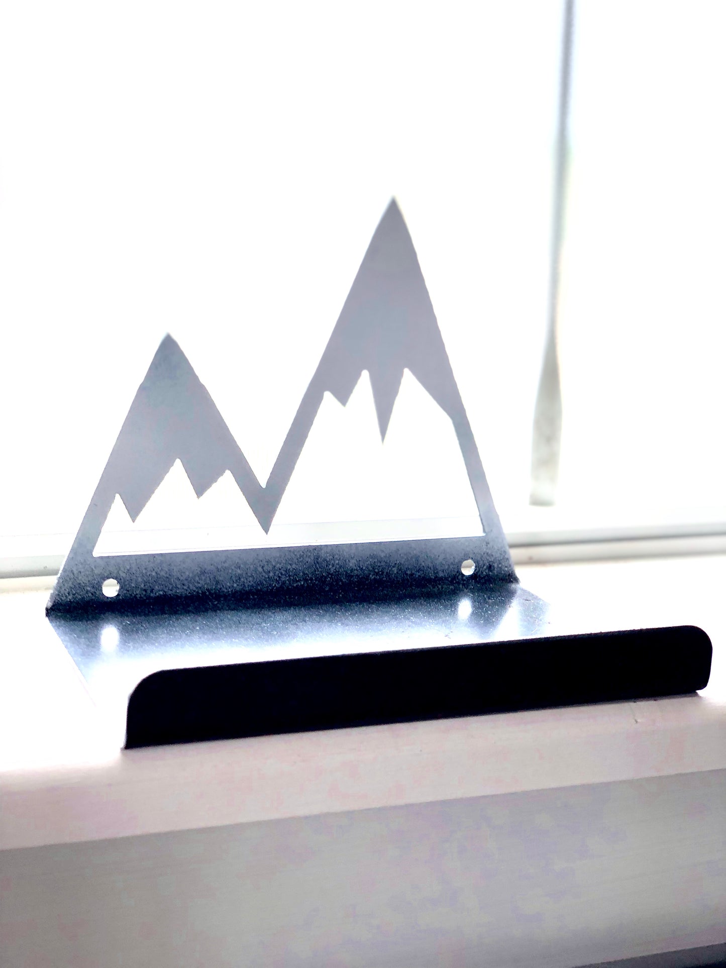 Mountain Top Metal Shelf