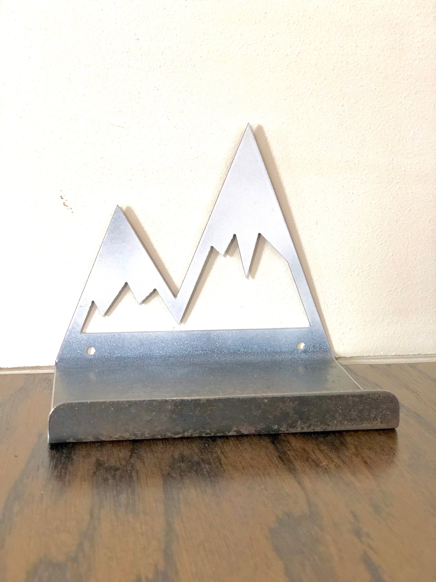 Mountain Top Metal Shelf