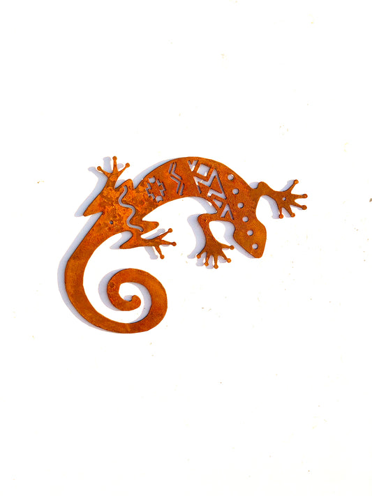 Gecko metal cutout